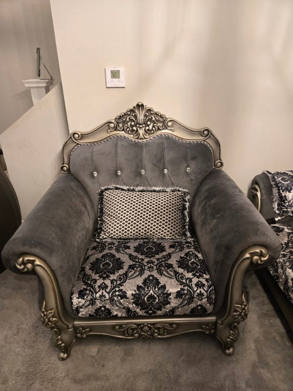 Baroque 2-Piece Living Room Set